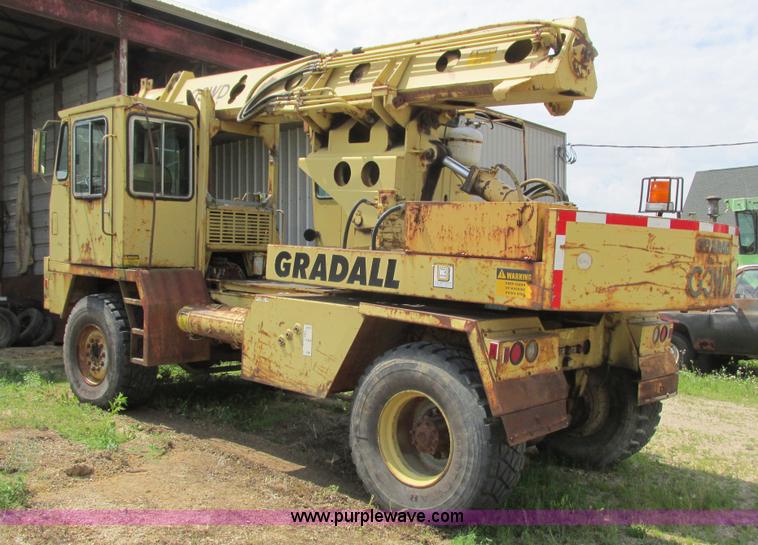 image for item K4101 Gradall G3WD rubber tired excavator