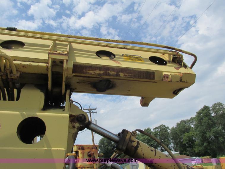 image for item K4101 Gradall G3WD rubber tired excavator