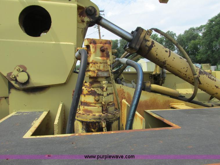 image for item K4101 Gradall G3WD rubber tired excavator