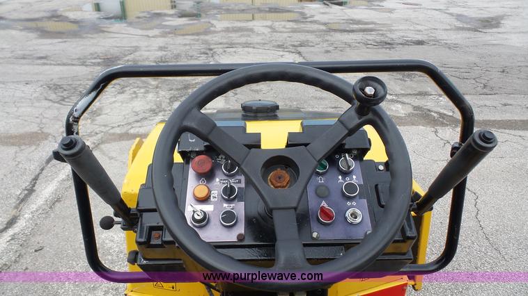 image for item K4594 Dynapac CC142C II pneumatic drum roller