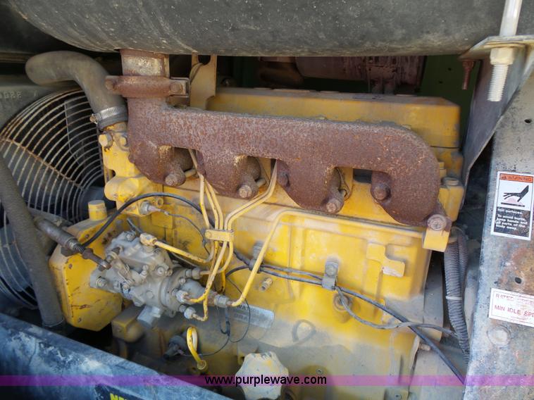 image for item K4695 2004 Sullair 185H air compressor