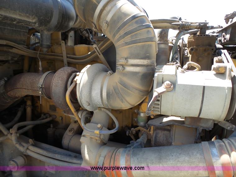 image for item K4705 1995 Kenworth T600B semi truck