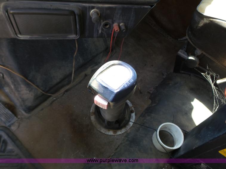 image for item K5275 1987 Freightliner FLC11264 dump truck