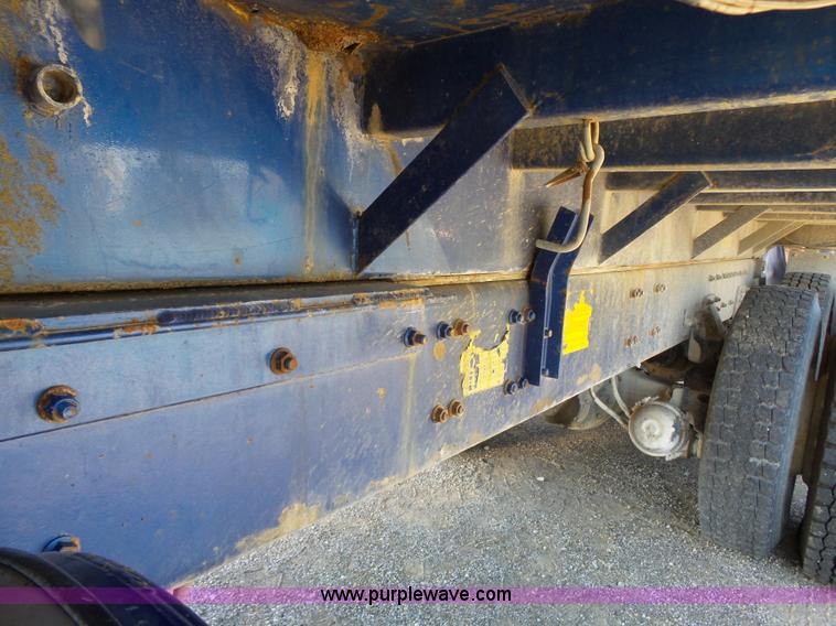 image for item K5275 1987 Freightliner FLC11264 dump truck