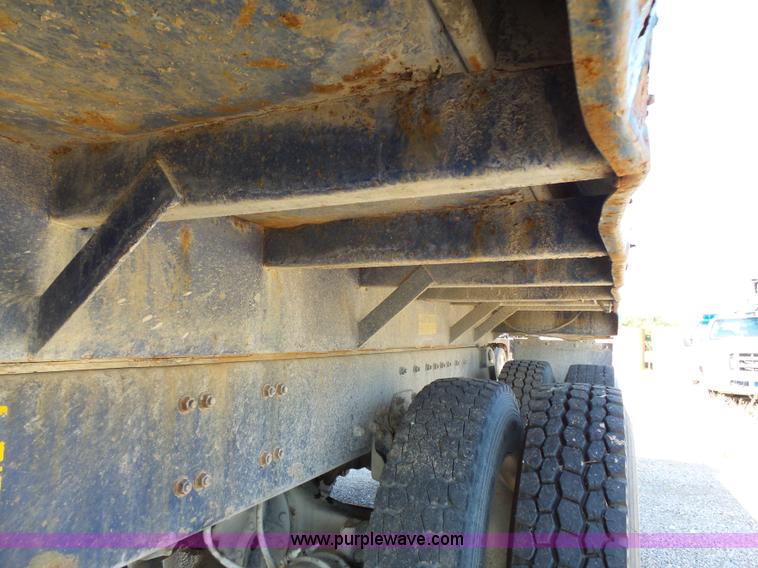 image for item K5275 1987 Freightliner FLC11264 dump truck