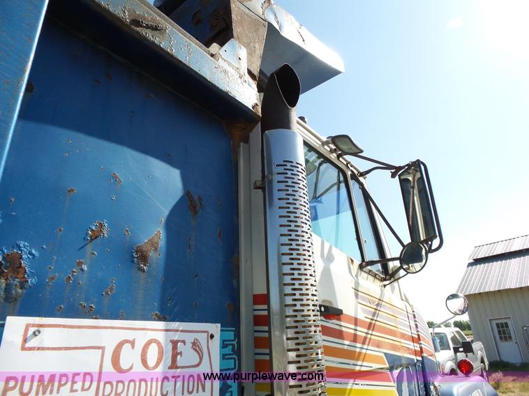 image for item K5275 1987 Freightliner FLC11264 dump truck