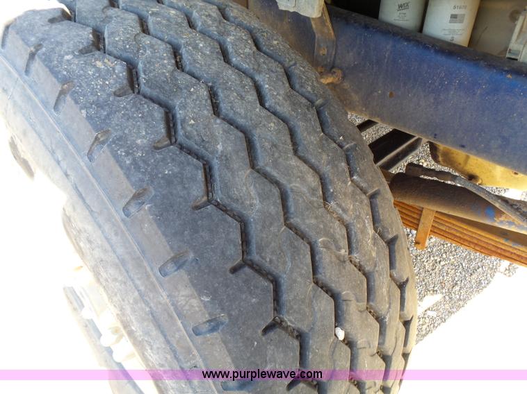 image for item K5275 1987 Freightliner FLC11264 dump truck