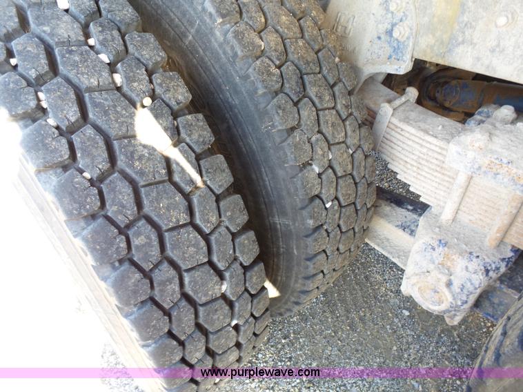 image for item K5275 1987 Freightliner FLC11264 dump truck