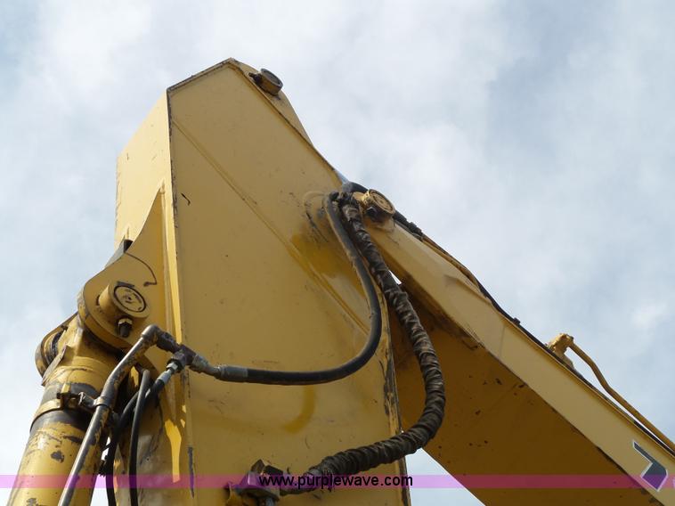 image for item K5313 1997 John Deere 790E LC excavator