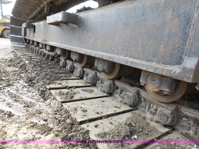 image for item K5313 1997 John Deere 790E LC excavator