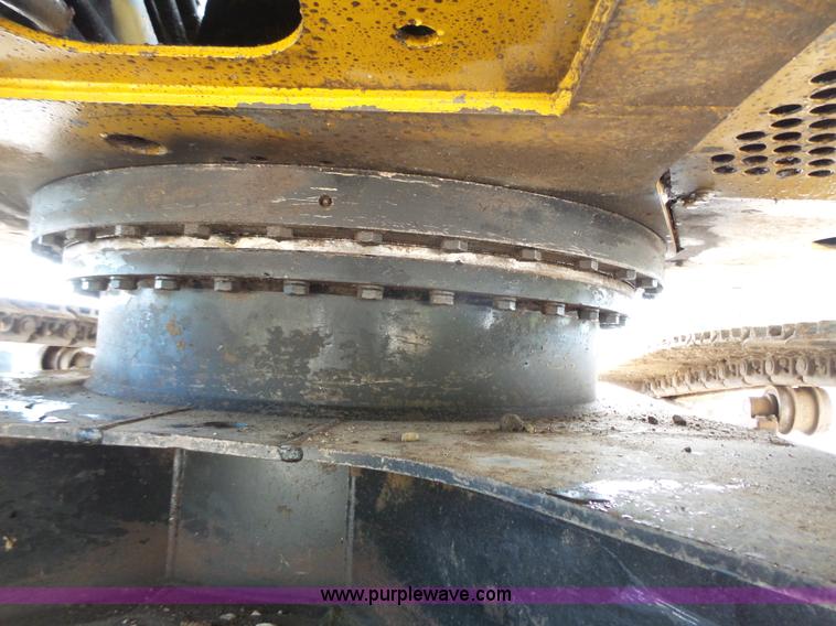 image for item K5313 1997 John Deere 790E LC excavator