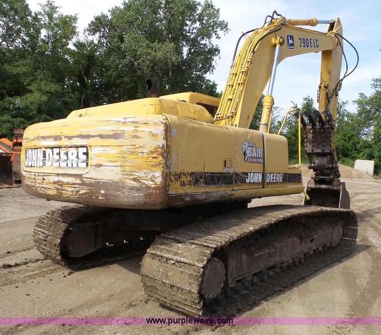 image for item K5315 1995 John Deere 790E LC excavator