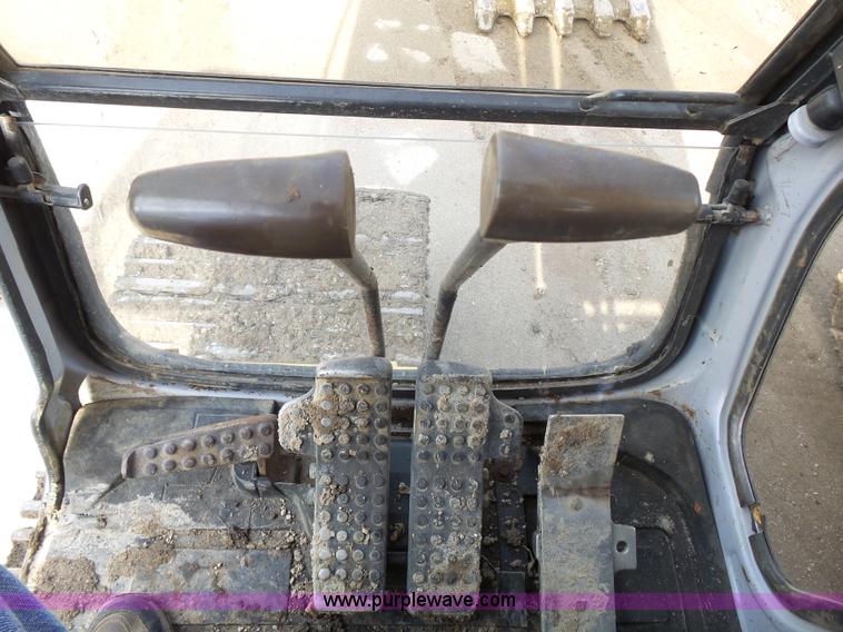 image for item K5315 1995 John Deere 790E LC excavator