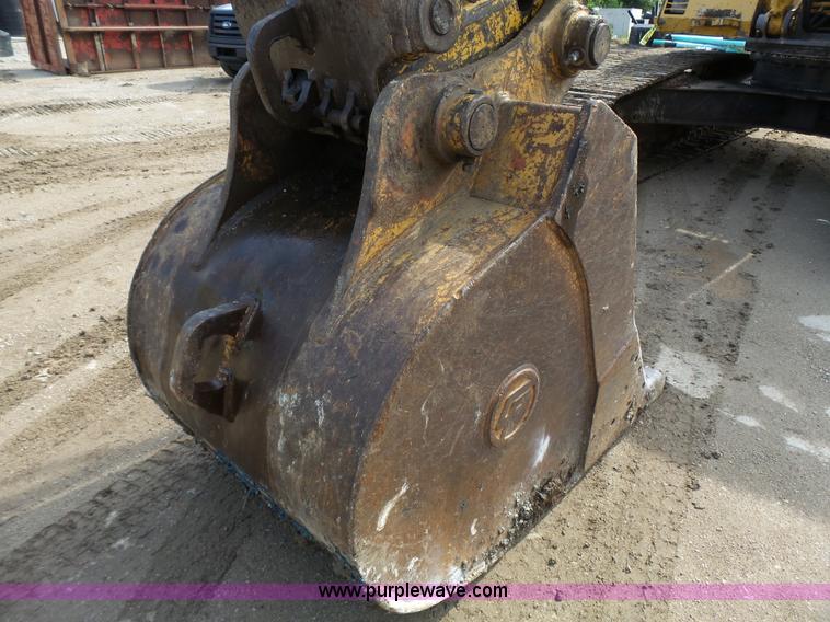 image for item K5315 1995 John Deere 790E LC excavator