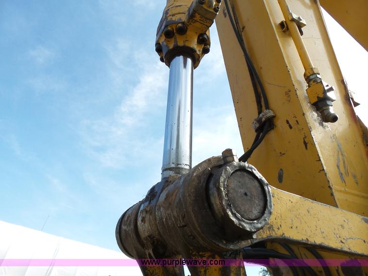 image for item K5315 1995 John Deere 790E LC excavator