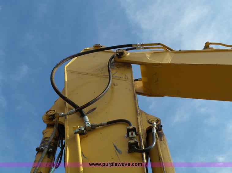 image for item K5315 1995 John Deere 790E LC excavator