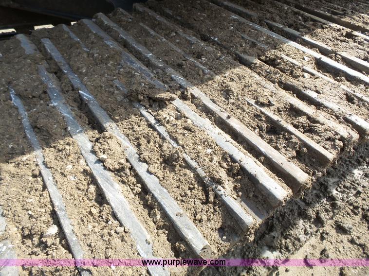 image for item K5315 1995 John Deere 790E LC excavator