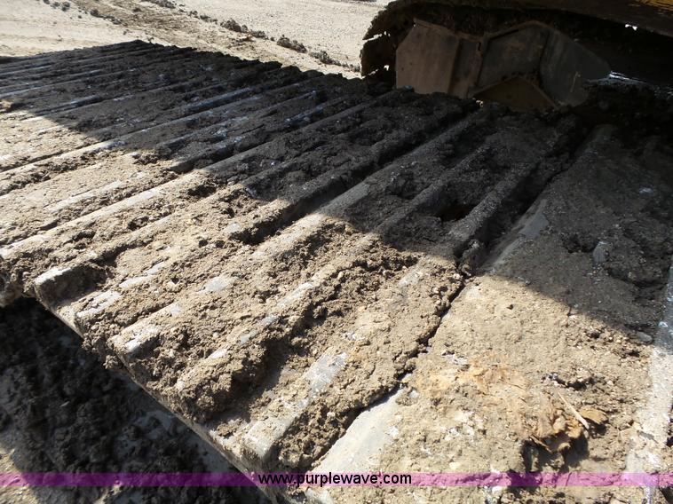 image for item K5315 1995 John Deere 790E LC excavator