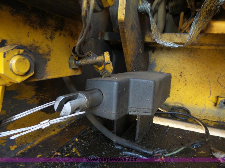 image for item K5315 1995 John Deere 790E LC excavator