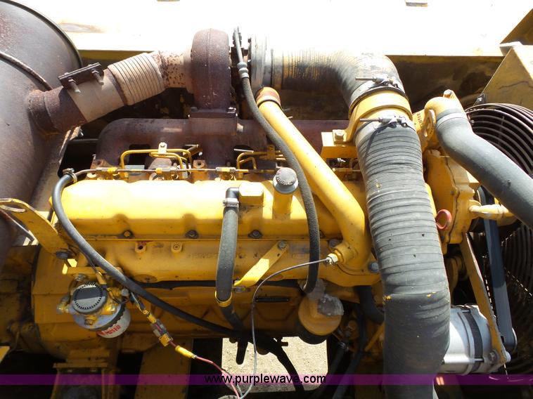 image for item K5315 1995 John Deere 790E LC excavator