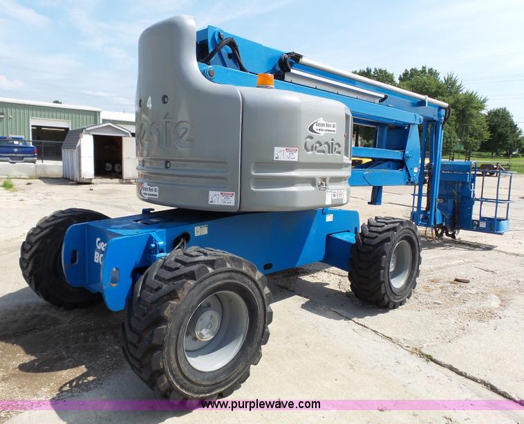 image for item K5325 2004 Genie Z60/34 boom lift