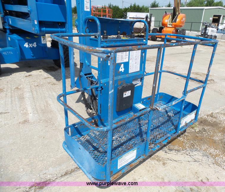 image for item K5325 2004 Genie Z60/34 boom lift