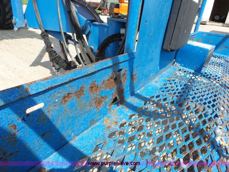 image for item K5325 2004 Genie Z60/34 boom lift