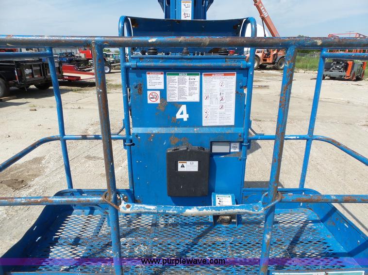 image for item K5325 2004 Genie Z60/34 boom lift