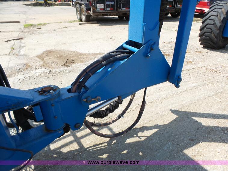 image for item K5325 2004 Genie Z60/34 boom lift