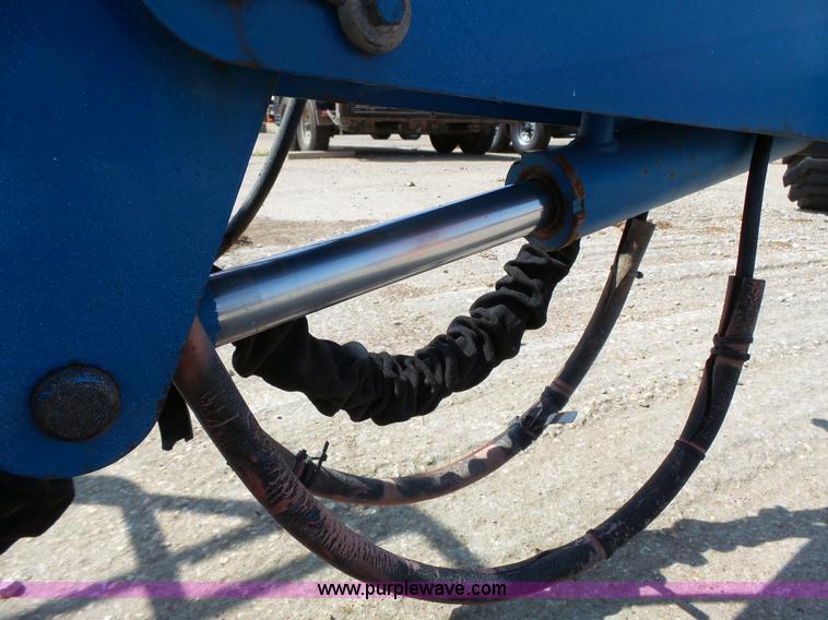 image for item K5325 2004 Genie Z60/34 boom lift