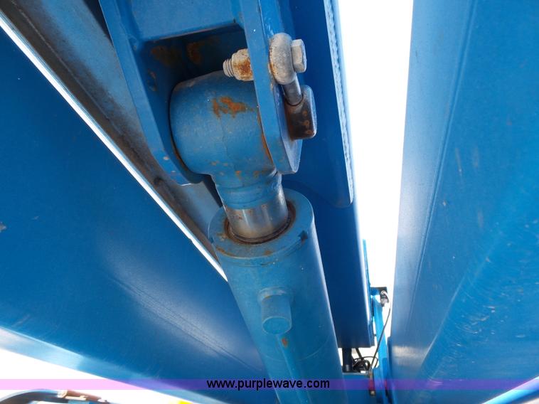 image for item K5325 2004 Genie Z60/34 boom lift