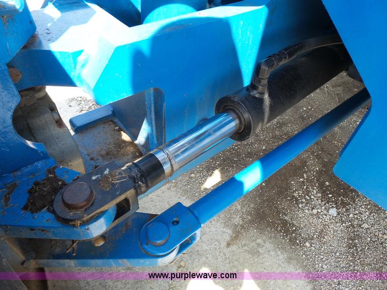 image for item K5325 2004 Genie Z60/34 boom lift