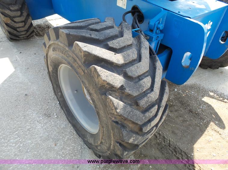 image for item K5325 2004 Genie Z60/34 boom lift