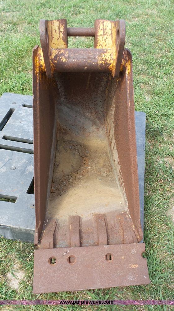 image for item K5335 Case backhoe bucket