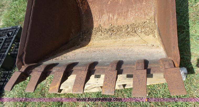 image for item K5336 Case backhoe bucket