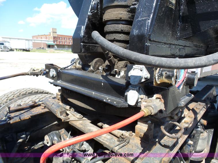 image for item K5340 2002 CTS end dump trailer