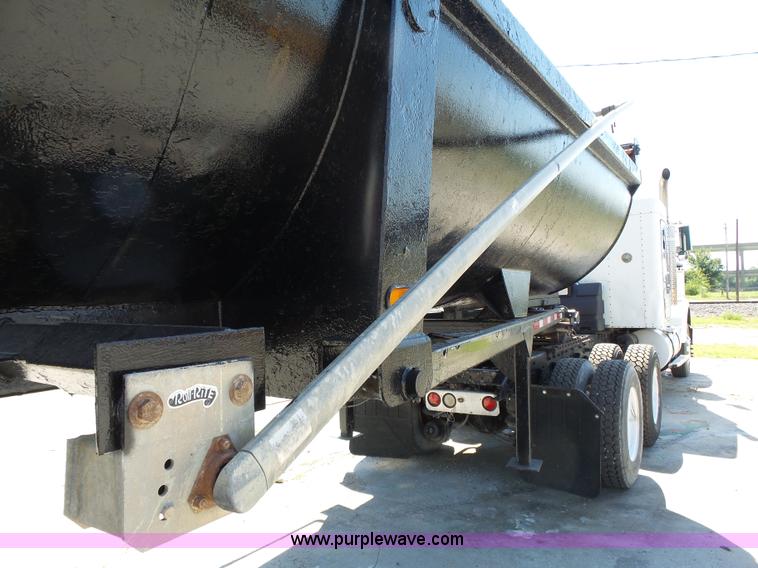 image for item K5340 2002 CTS end dump trailer