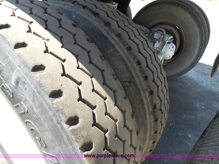 image for item K5340 2002 CTS end dump trailer