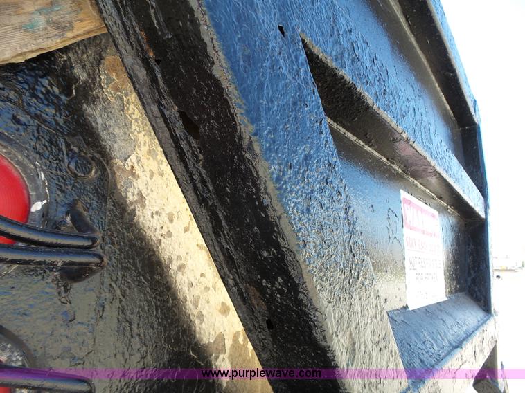 image for item K5340 2002 CTS end dump trailer