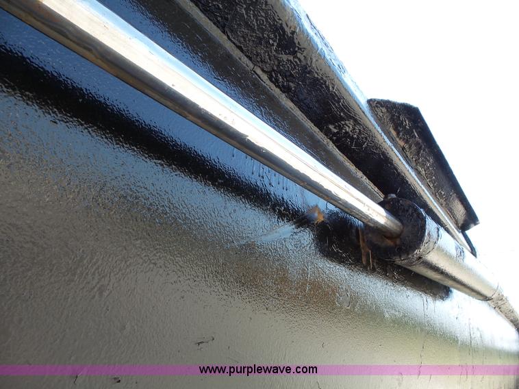 image for item K5340 2002 CTS end dump trailer