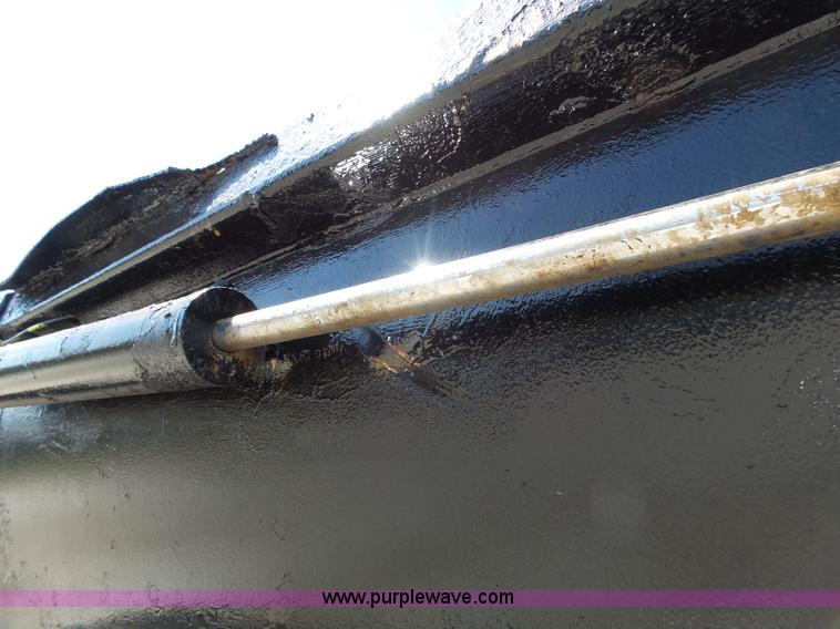 image for item K5340 2002 CTS end dump trailer