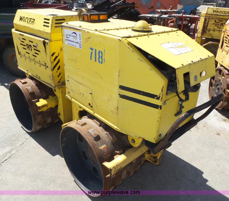 image for item K8389 Wacker RT820 walk-behind compactor