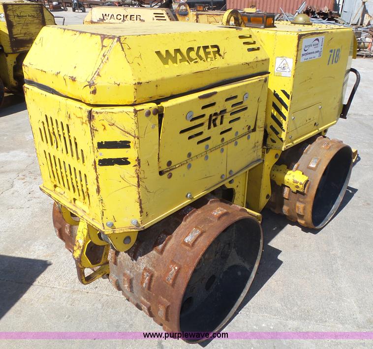 image for item K8389 Wacker RT820 walk-behind compactor