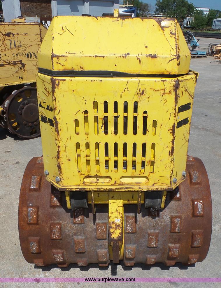 image for item K8389 Wacker RT820 walk-behind compactor