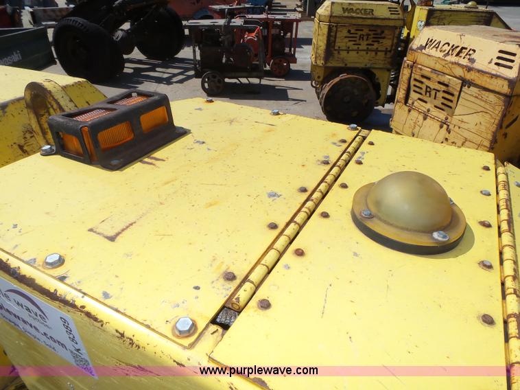 image for item K8389 Wacker RT820 walk-behind compactor