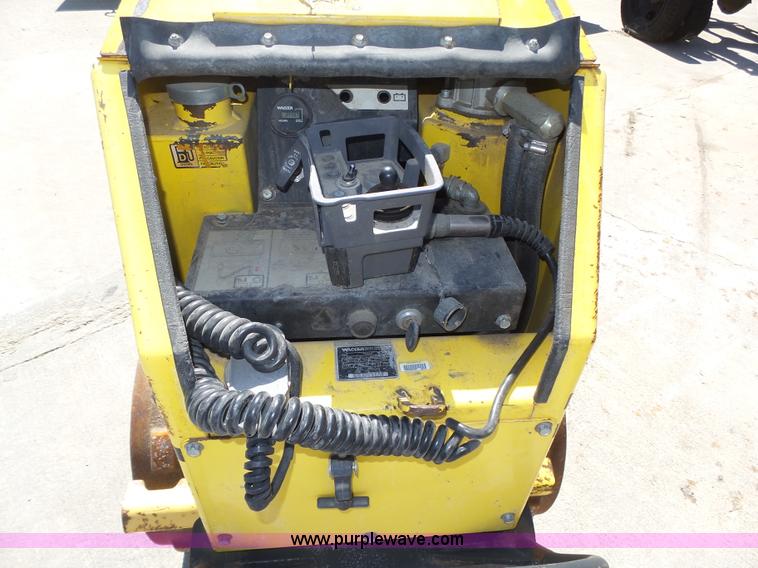 image for item K8389 Wacker RT820 walk-behind compactor