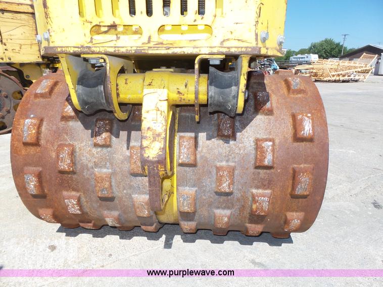 image for item K8389 Wacker RT820 walk-behind compactor