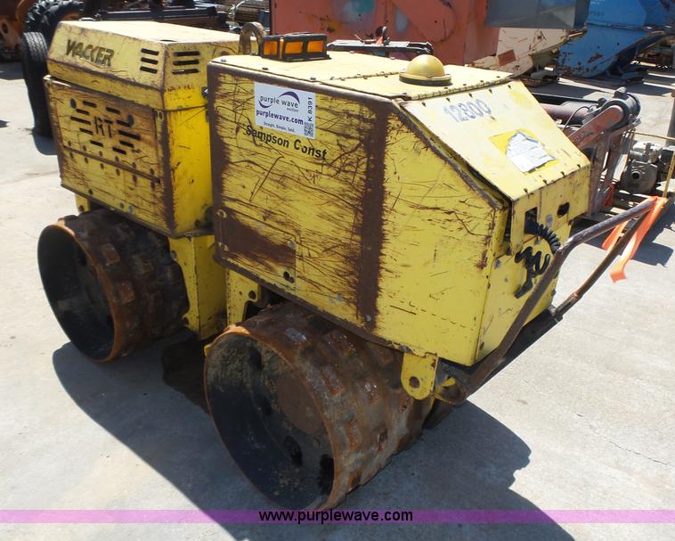 image for item K8391 Wacker RT820 walk-behind compactor