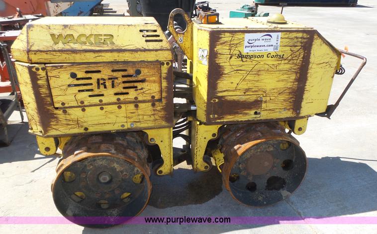 image for item K8391 Wacker RT820 walk-behind compactor