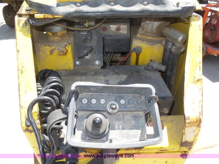 image for item K8391 Wacker RT820 walk-behind compactor